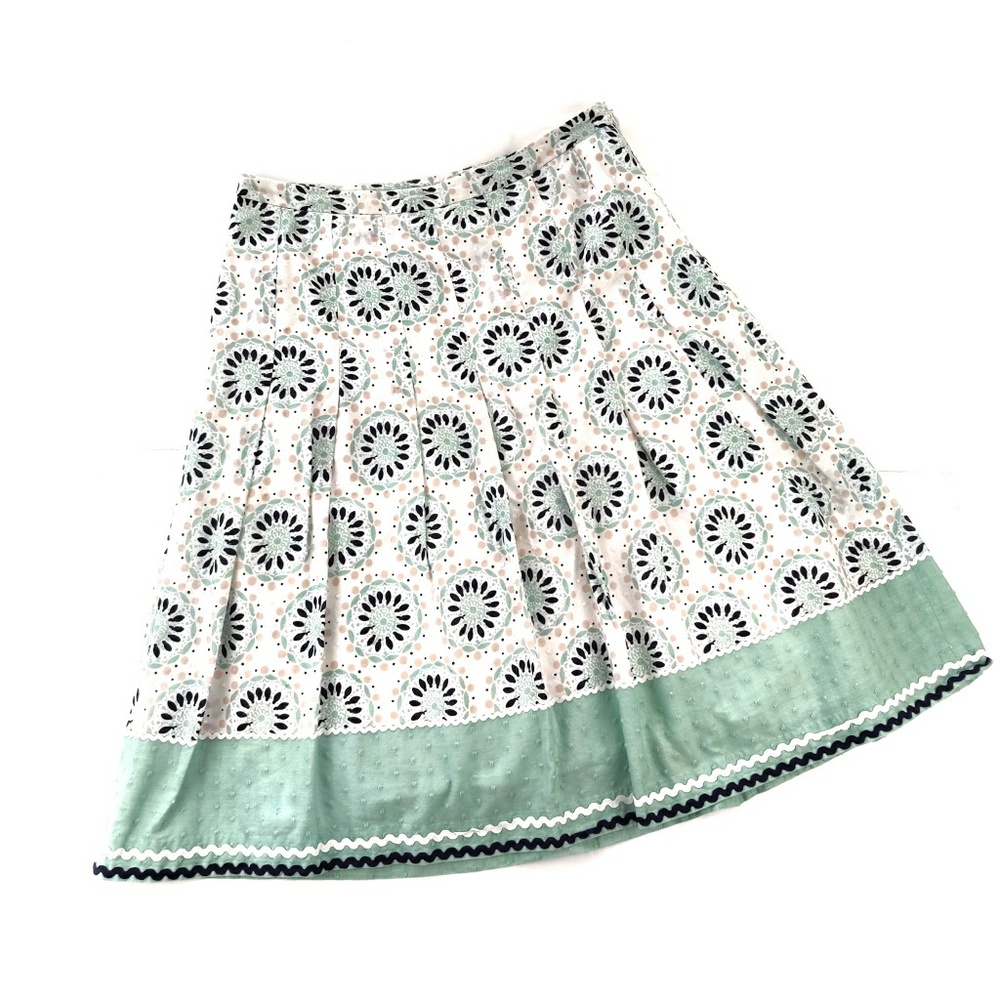 Ann  Taylor Loft Skirt with pleats Sz. 2